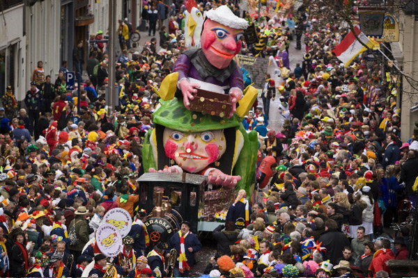 Grootste Carnavalsoptocht Van Nederland - Bloemen